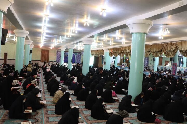 تصاویر/ آیین جمع خوانی قرآن کریم در تکاب