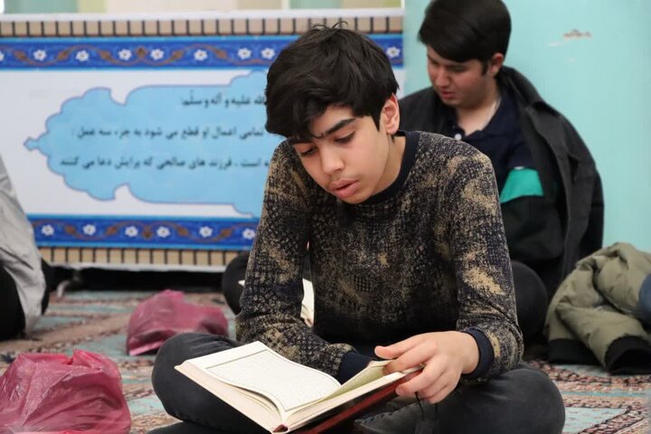 تصاویر/ آیین جمع خوانی قرآن کریم در تکاب