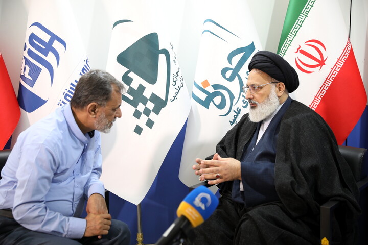 تصاویر/سی و سومین نمایشگاه بین المللی قرآن کریم