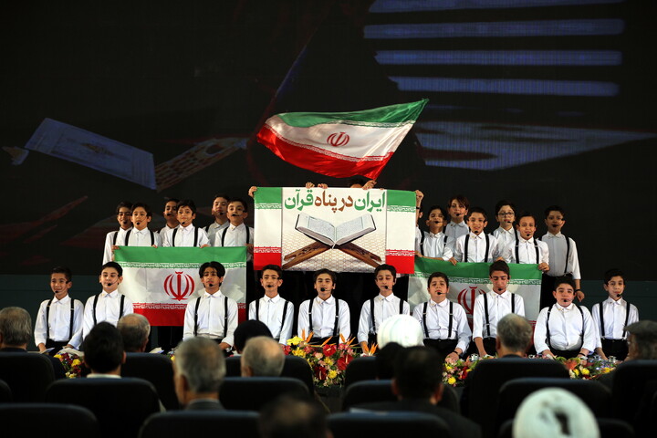 تصاویر/سی و سومین نمایشگاه بین المللی قرآن کریم