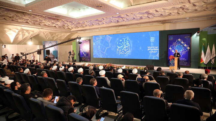 تصاویر/سی و سومین نمایشگاه بین المللی قرآن کریم