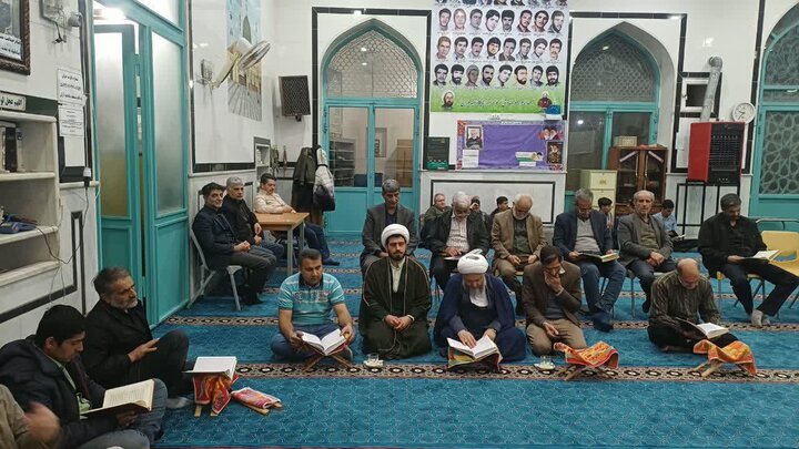 تصاویر/ حضور امام جمعه شهر آران و بیدگل قرائت های قرآن سطح شهر