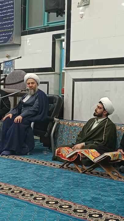 تصاویر/ حضور امام جمعه شهر آران و بیدگل قرائت های قرآن سطح شهر