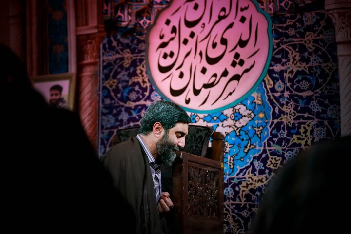 تصاویر| مناجات خوانی شب های رمضان فدائیان حسین (ع) اصفهان