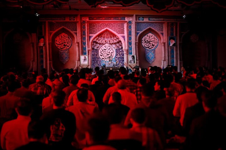 تصاویر| مناجات خوانی شب های رمضان فدائیان حسین (ع) اصفهان