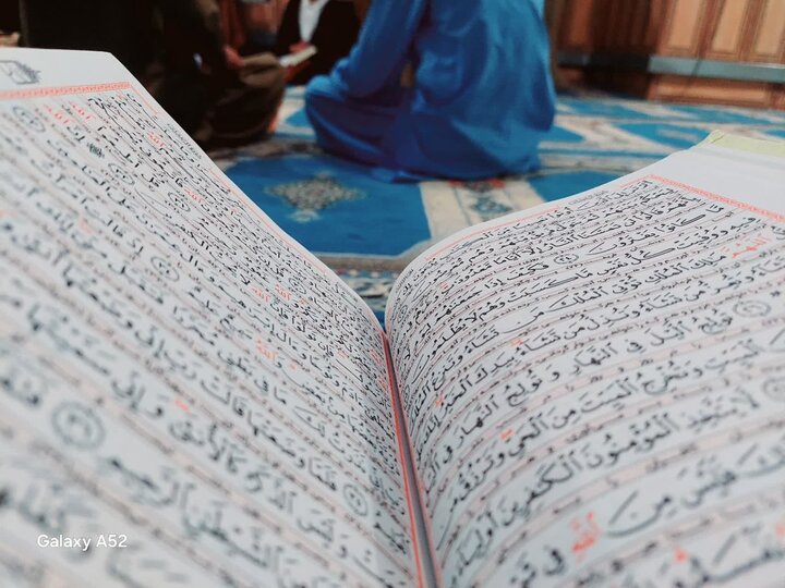 برگزاری برنامه جزءخوانی و تفسیر قرآن در حوزه علمیه پیامبر اعظم(ص)