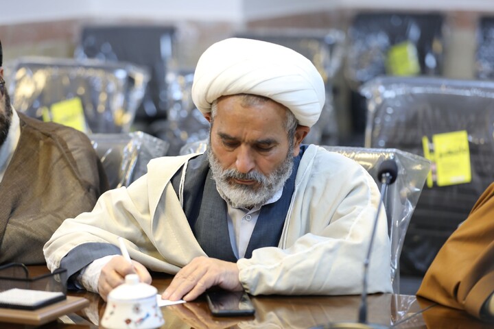 تصاویر/ جلسه بصیرتی با موضوع جنگ ترکیبی و "جنگ آری یا خیر؟