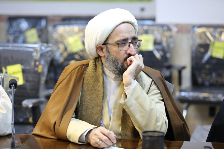 تصاویر/ جلسه بصیرتی با موضوع جنگ ترکیبی و "جنگ آری یا خیر؟