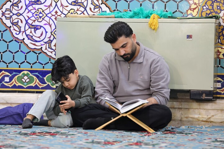 تصاویر/ آیین ترتیل خوانی قرآن کریم در امامزاده سید جعفر(ع) محمد استان یزد