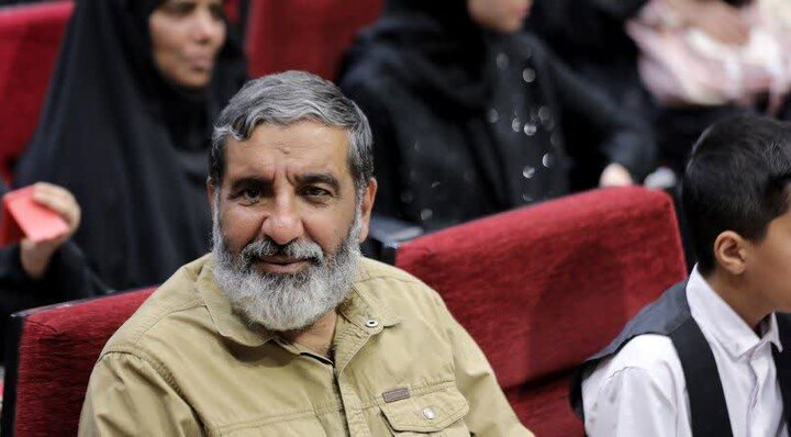 تصاویر/ نشست نوجوانان سیرجانی با سردار حاج حسین یکتا