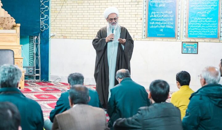 تصاویر/ حضور امام جمعه سیرجان از مساجد این شهر در قالب طرح «عهد حضور»