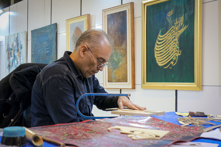 تصاویر/ حال و هوای دومین روز از سی و سومین دوره نمایشگاه بین‌المللی قرآن کریم