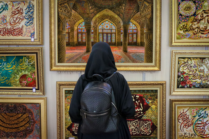 تصاویر/ حال و هوای دومین روز از سی و سومین دوره نمایشگاه بین‌المللی قرآن کریم