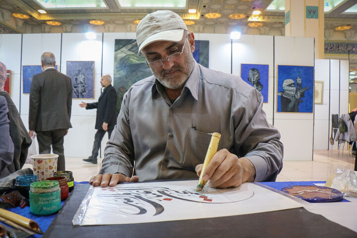 تصاویر/ حال و هوای دومین روز از سی و سومین دوره نمایشگاه بین‌المللی قرآن کریم