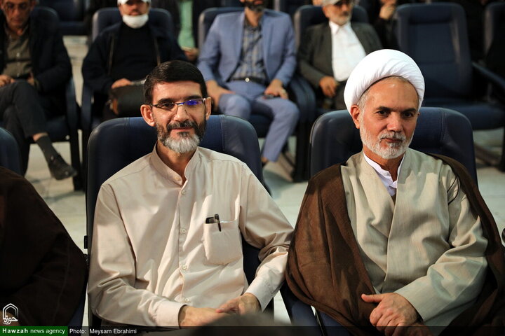 أجواء معرض طهران الدولي الـ33 للقرآن الكريم في يومه الأول