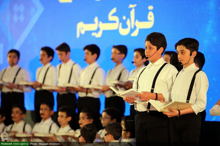 أجواء معرض طهران الدولي الـ33 للقرآن الكريم في يومه الأول