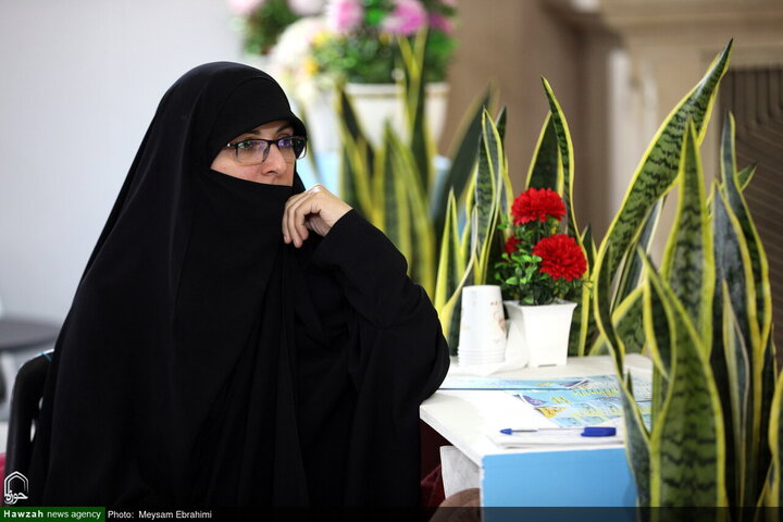 أجواء معرض طهران الدولي الـ33 للقرآن الكريم في يومه الأول