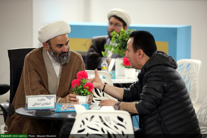 أجواء معرض طهران الدولي الـ33 للقرآن الكريم في يومه الأول