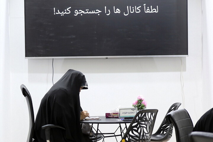 تصاویر/ حضور روحانیون در  سی و سومین نمایشگاه بین المللی قرآن کریم