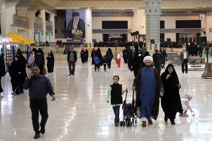 تصاویر/ حضور روحانیون در  سی و سومین نمایشگاه بین المللی قرآن کریم