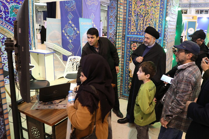 تصاویر/ حضور روحانیون در  سی و سومین نمایشگاه بین المللی قرآن کریم