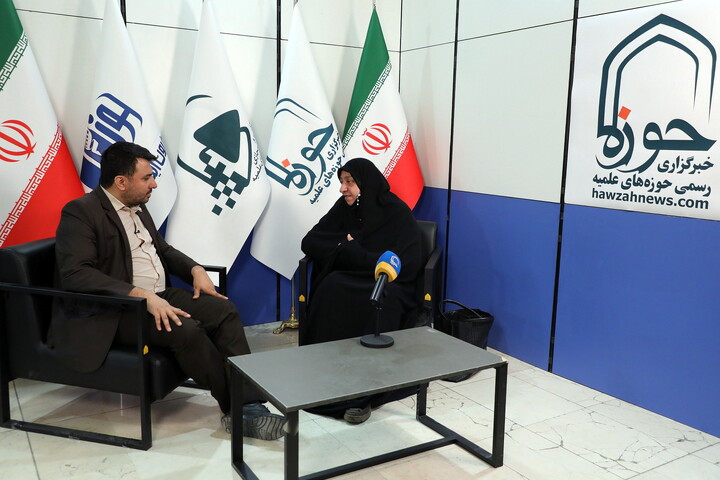 تصاویر/ حضور روحانیون در  سی و سومین نمایشگاه بین المللی قرآن کریم