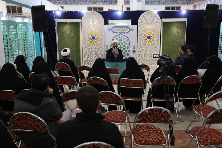 تصاویر/ حضور روحانیون در  سی و سومین نمایشگاه بین المللی قرآن کریم