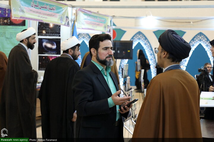 تواصلٌ مباشرٌ لرجال الدين في الدورة الـ33 لمعرض طهران الدولي للقرآن الكريم