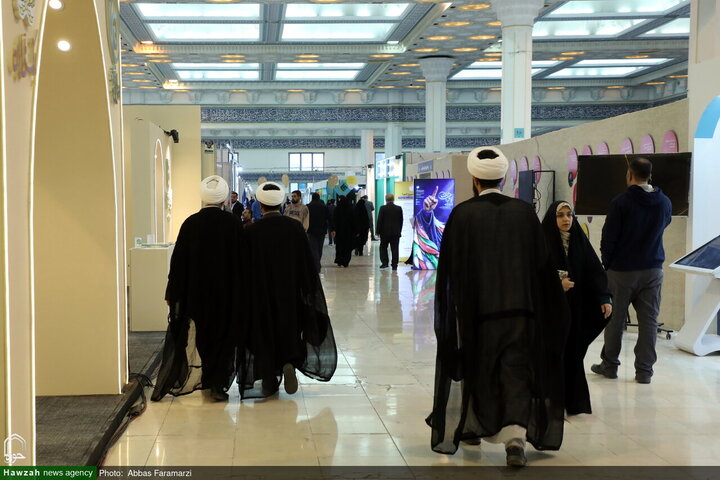 تواصلٌ مباشرٌ لرجال الدين في الدورة الـ33 لمعرض طهران الدولي للقرآن الكريم