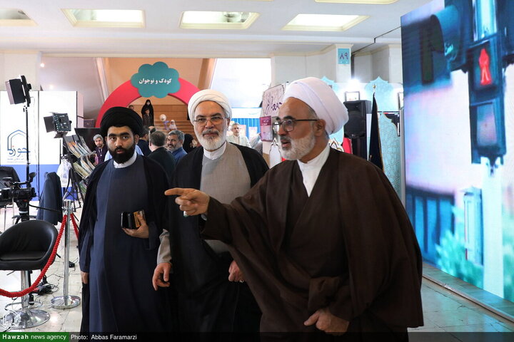 تواصلٌ مباشرٌ لرجال الدين في الدورة الـ33 لمعرض طهران الدولي للقرآن الكريم