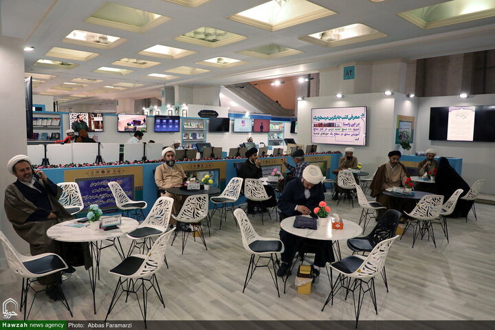 تواصلٌ مباشرٌ لرجال الدين في الدورة الـ33 لمعرض طهران الدولي للقرآن الكريم