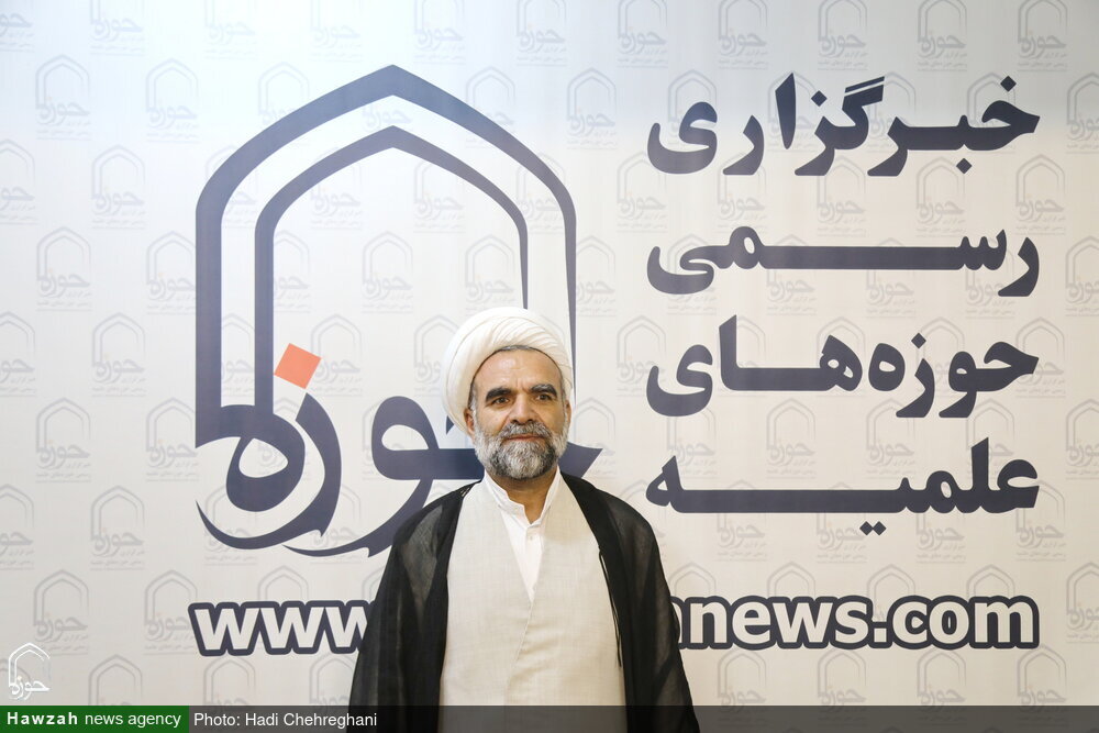 چگونه میتوان منشور روحانیت را به زبان نسل جدید ترجمه کرد؟