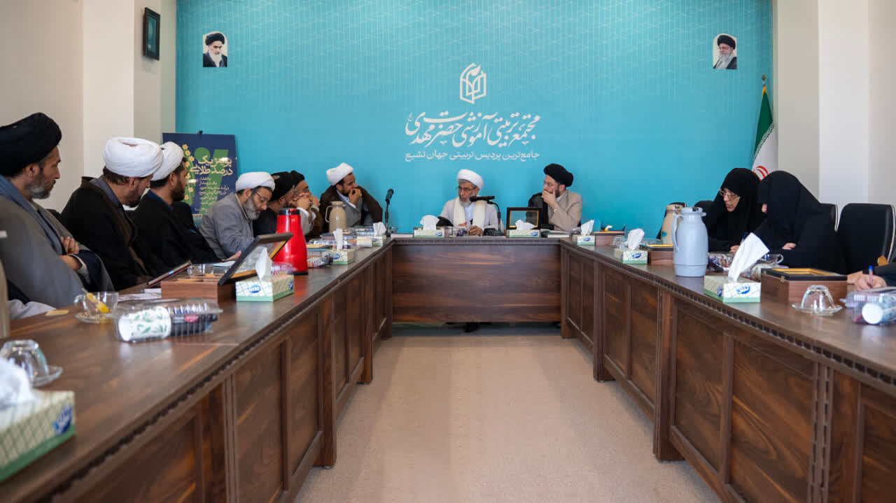 شناخت درست صحنه، کلید عبور از آشفتگی فکری و رسانه‌ای نسل جوان است