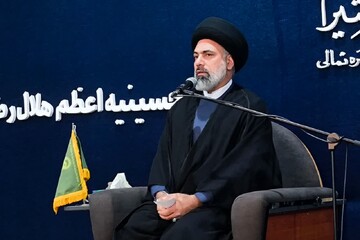 تصاویر/ نجوای هلال رضوی به مدت ۳۰ شب در ارومیه