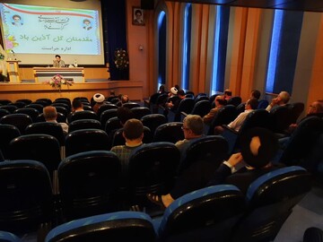 ولایتمداری؛ شرط نجات امت در طوفان فتنه‌ها است