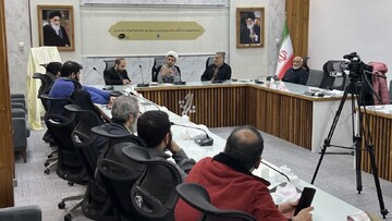 امام خمینی(ره) برای اداره کشور از حزب استفاده کرد