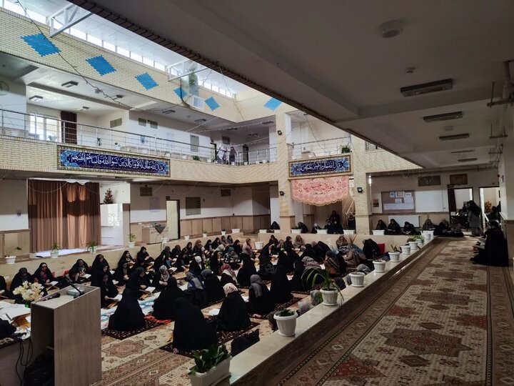 تصاویر/ مراسم جمع خوانی قرآن کریم در حوزه علمیه ریحانه الرسول(س) ارومیه