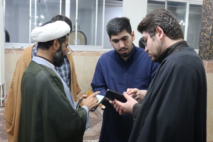 تصاویر/ کارگاه آموزشی با موضوع ارتباط با نوجوان  در ارومیه