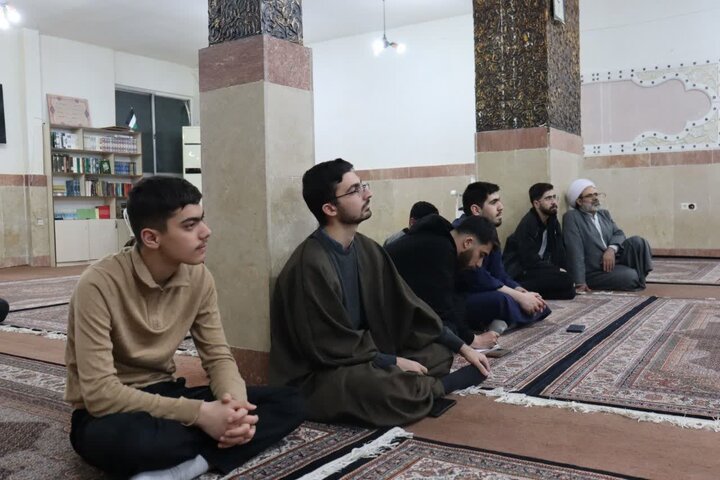 تصاویر/ کارگاه آموزشی با موضوع ارتباط با نوجوان  در ارومیه