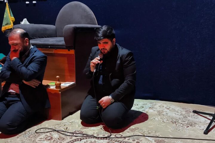 تصاویر/ نجوای هلال رضوی به مدت ۳۰ شب در ارومیه