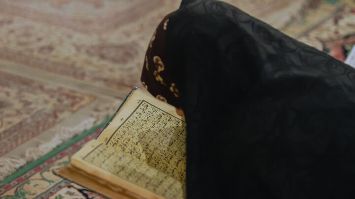 تصاویر/ جزء خوانی قرآن کریم به روش حفظ خوانی در نجف ایران