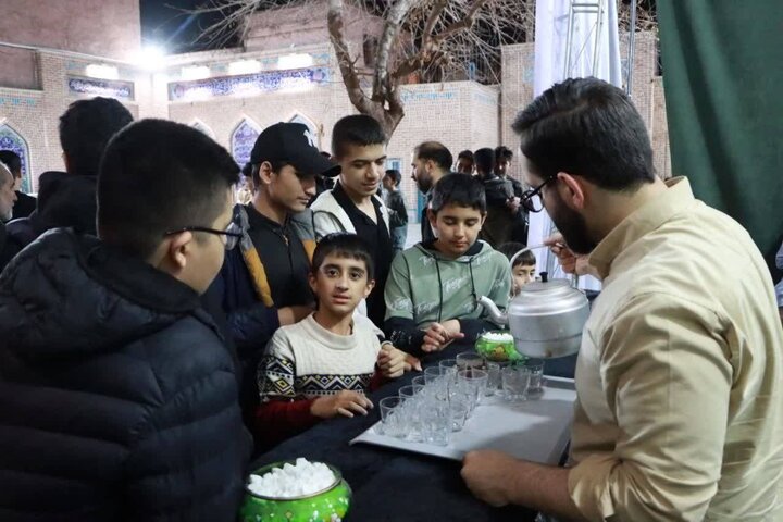 تصاویر/ جلسه معارف قرآن و اهل‌بیت(ع) در مدرسه علمیه آیت‌الله حق‌شناس