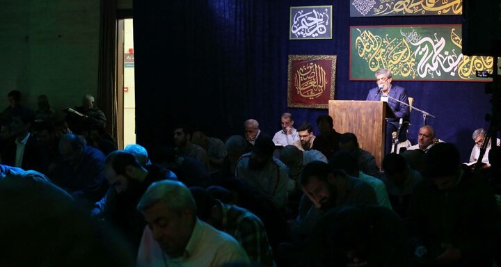 تصاویر/ مراسم مناجات خوانی در حسینیه آیت الله حقشناس(ره)