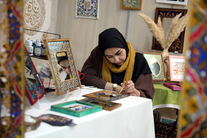 تصاویر/حال و هوای دومین روز سی و سومین نمایشگاه بین المللی قرآن کریم