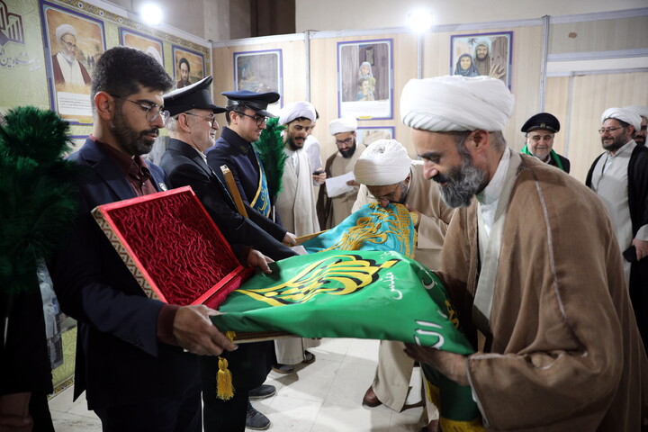 تصاویر/حال و هوای دومین روز سی و سومین نمایشگاه بین المللی قرآن کریم