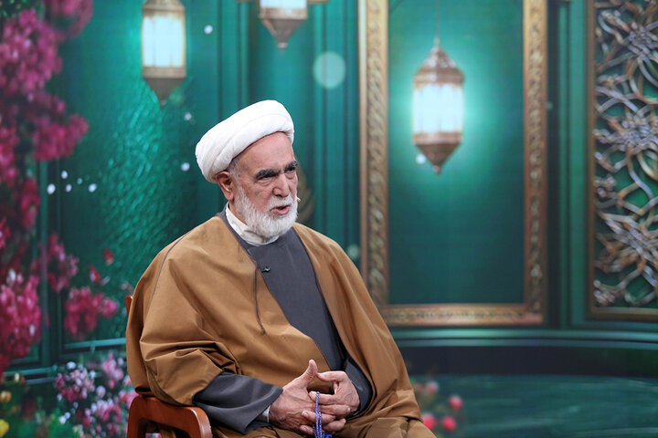 « یاد خدا» از حرم بانوی کرامت همراه لحظات معنوی افطار می‌شود