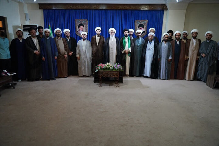 تصاویر/ نشست مبلغان با نماینده ولی فقیه در بوشهر