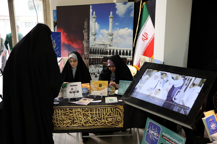 تصاویر/حال و هوای سومین روز سی و سومین نمایشگاه بین المللی قرآن کریم