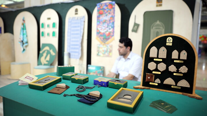 تصاویر/حال و هوای سومین روز سی و سومین نمایشگاه بین المللی قرآن کریم