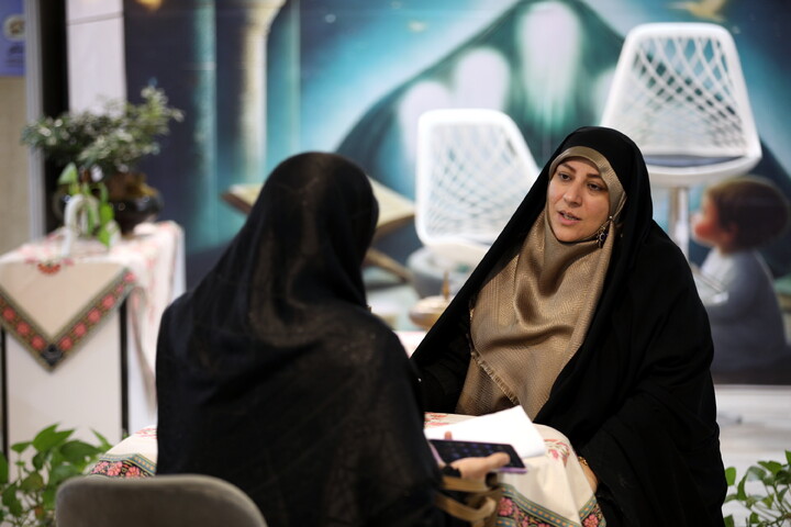 تصاویر/حال و هوای سومین روز سی و سومین نمایشگاه بین المللی قرآن کریم